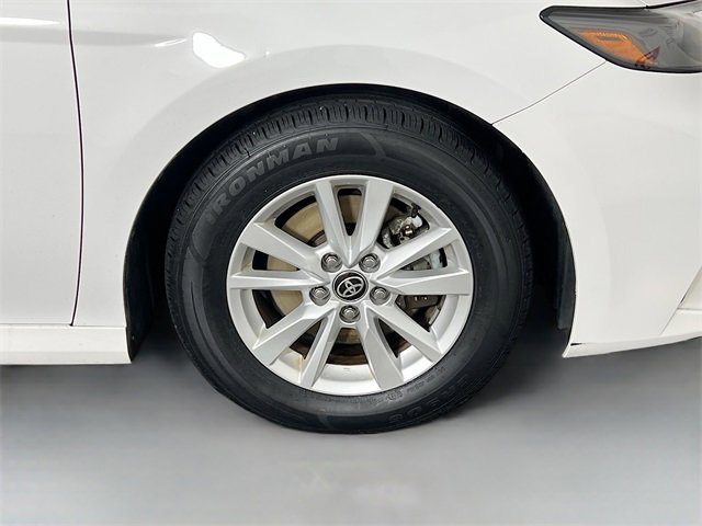 Used 2025 Toyota Camry LE image 35