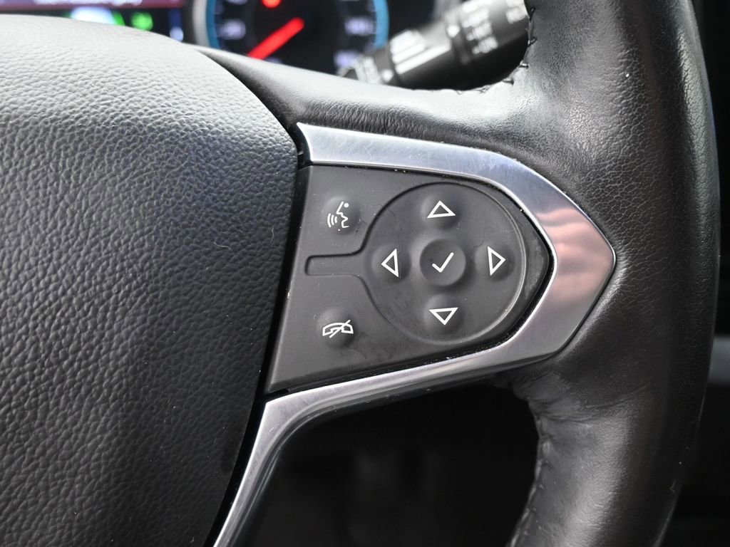 Used 2021 Chevrolet Traverse LT image 31