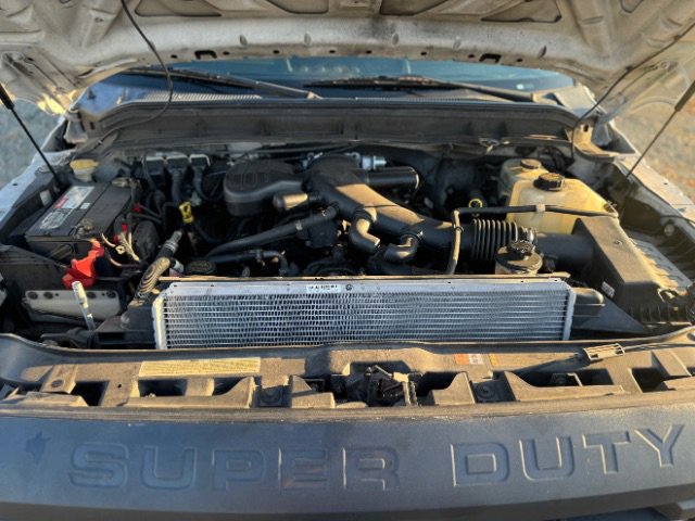 Used 2016 Ford F550 2WD Regular Cab Super Duty image 16