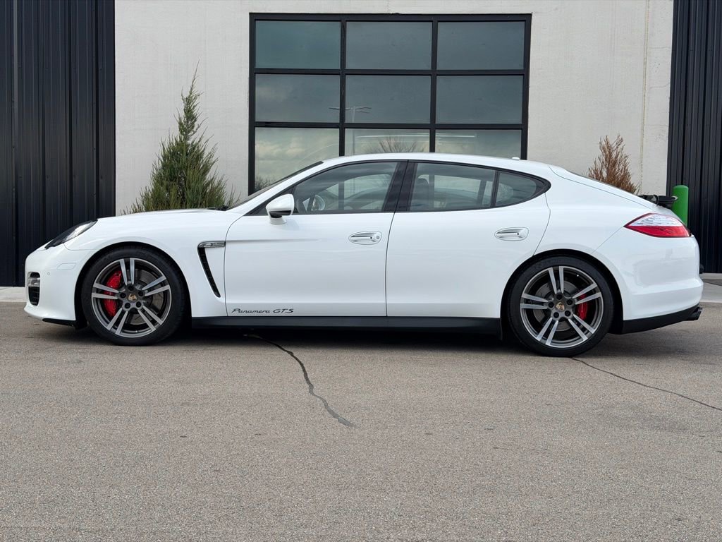 Used 2013 Porsche Panamera GTS image 2
