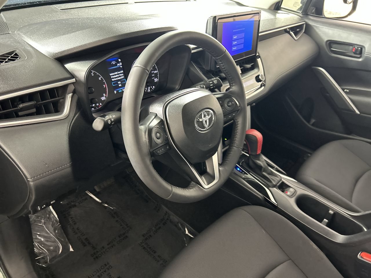 Used 2024 Toyota Corolla Cross LE w/ Moonroof Package FWD image 13