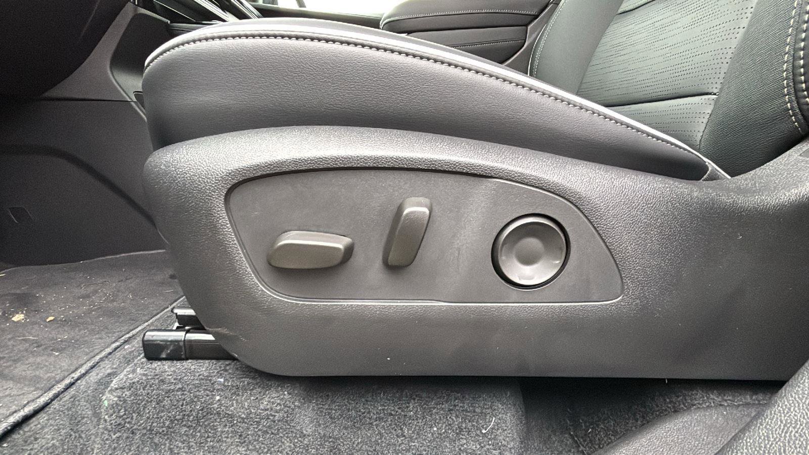 New 2026 Buick Enclave Sport Touring w/ Power Package image 25