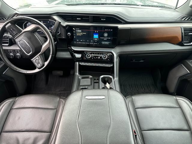 Used 2024 GMC Sierra 3500 Denali w/ Denali Reserve Package image 21