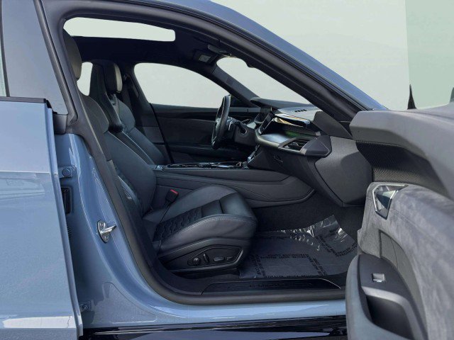 Used 2023 Audi e-tron GT Premium Plus w/ Performance Package image 41