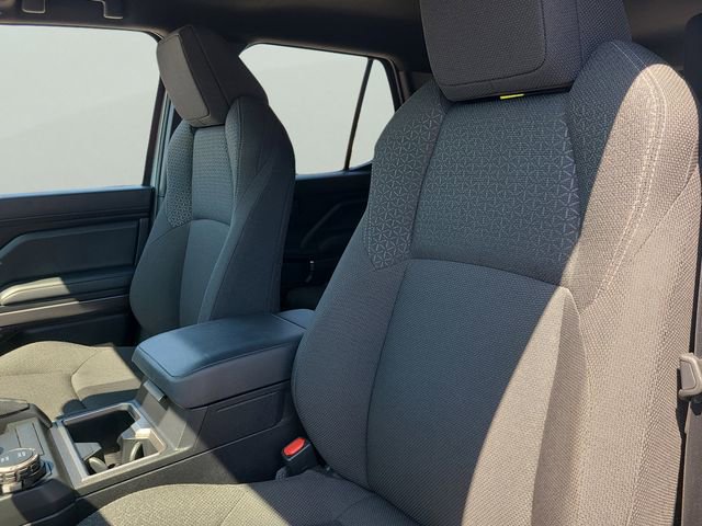 Used 2025 Toyota 4Runner SR5 AWD/4WD image 19