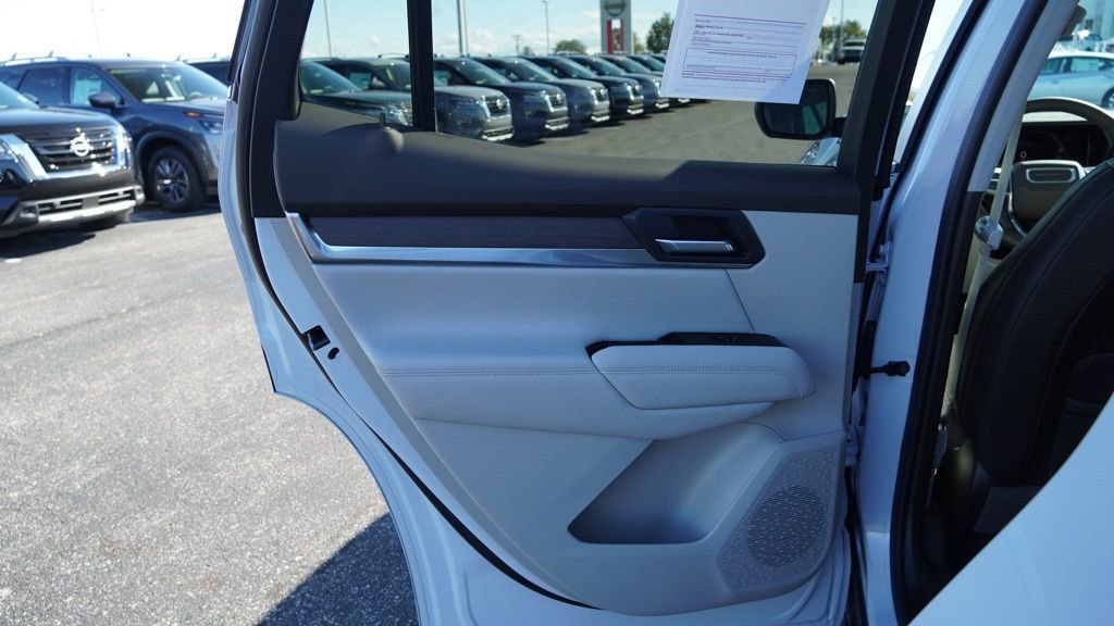 Used 2026 GMC Terrain Denali image 18