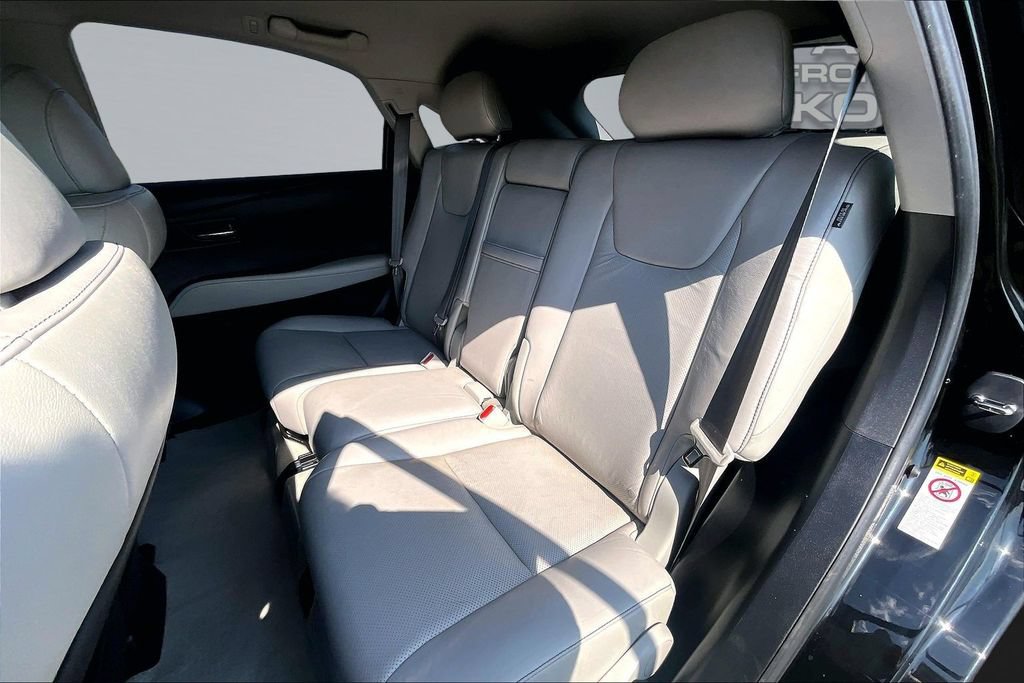 Used 2015 Lexus RX 450h AWD image 26