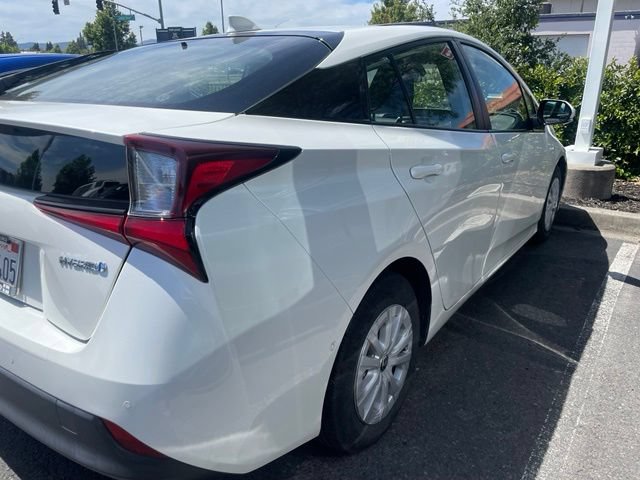 Used 2020 Toyota Prius LE FWD image 20