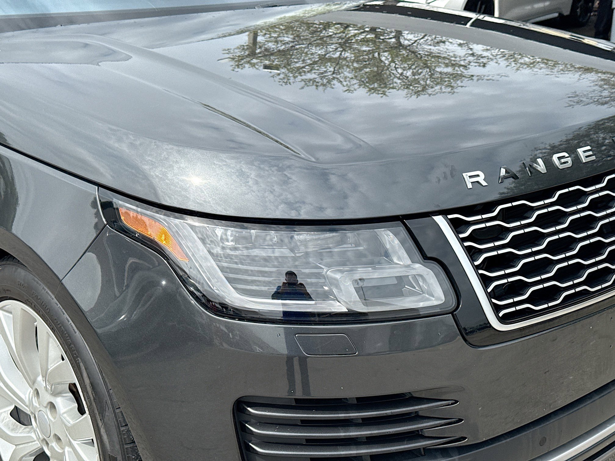 Used 2019 Land Rover Range Rover Supercharged AWD/4WD image 35