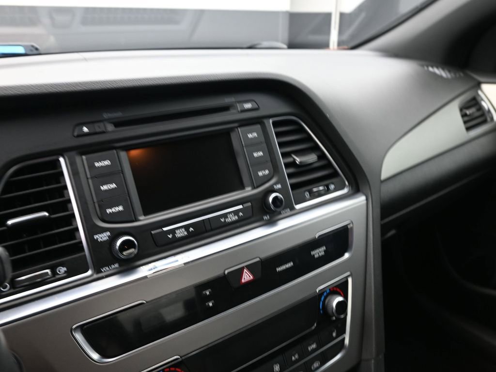 Used 2015 Hyundai Sonata Sport 2.0T image 15