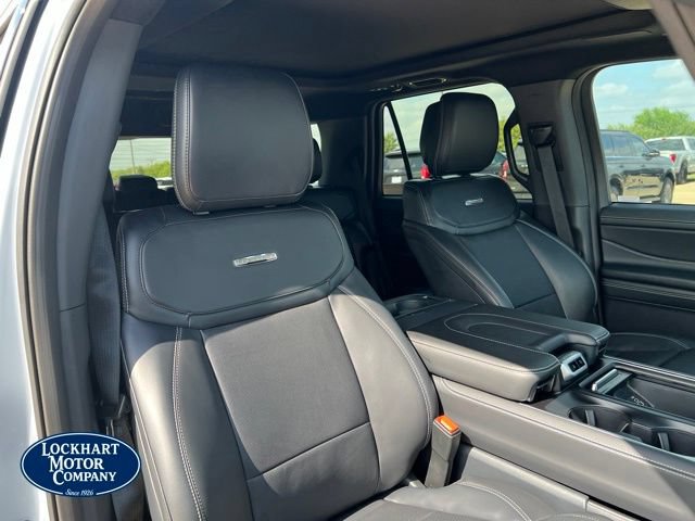 New 2027 Ford Expedition Platinum w/ Stealth Appearance Package AWD/4WD image 30