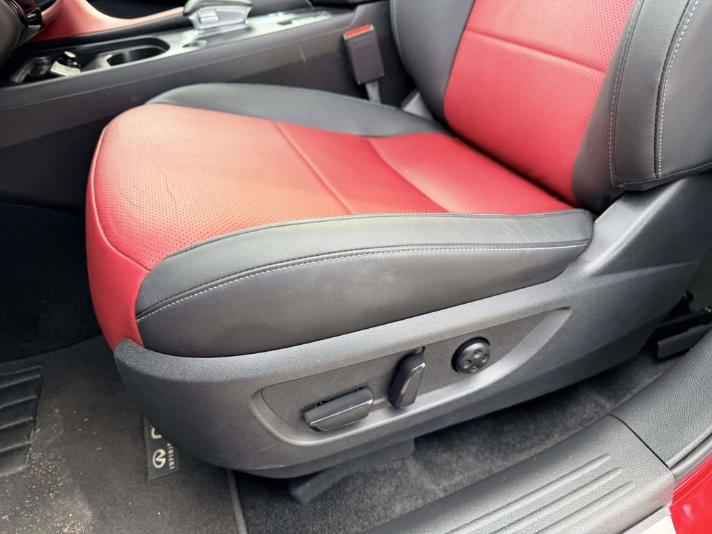 Used 2024 INFINITI QX50 Sport image 24