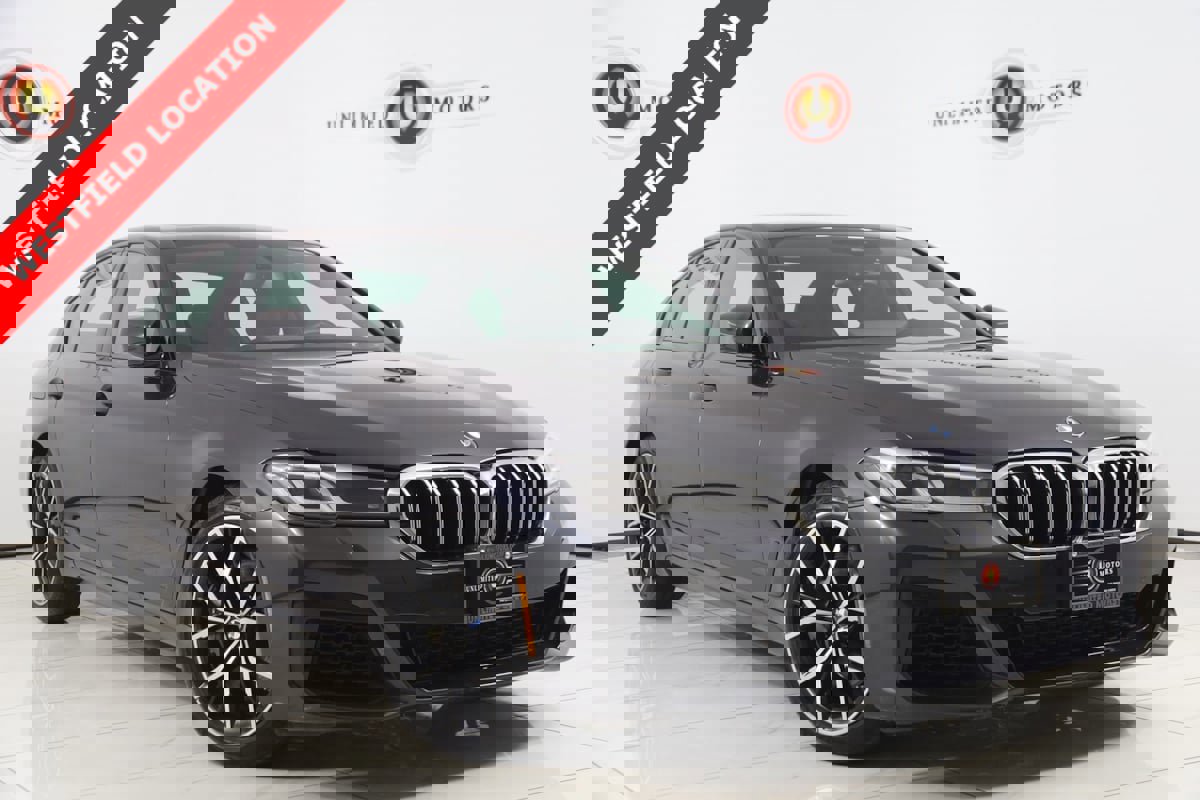 Used 2023 BMW 540i xDrive w/ M Sport Package image 1