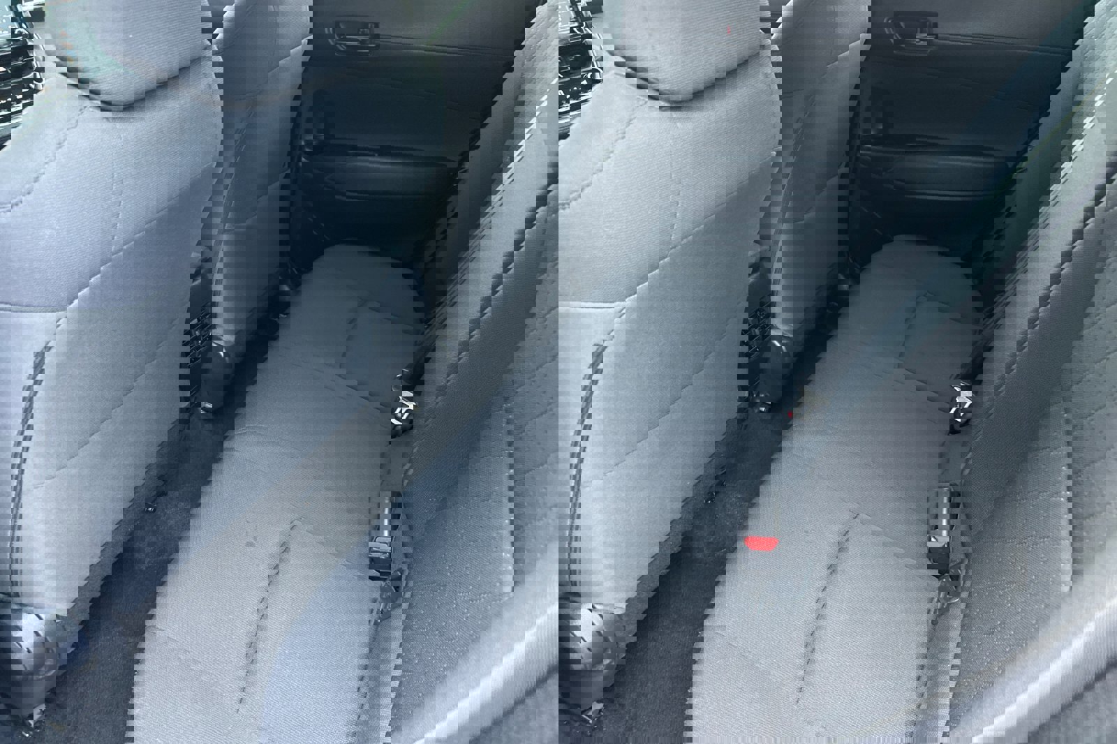 Used 2022 Toyota Corolla Cross LE image 13