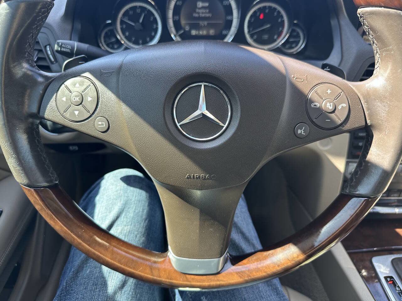 Used 2010 Mercedes-Benz E 350 Coupe image 18