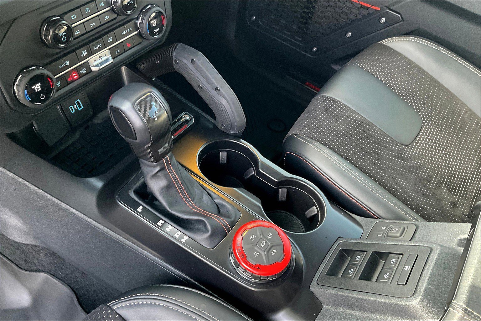 Used 2024 Ford Bronco Raptor w/ Interior Carbon Fiber Pack 6 image 17