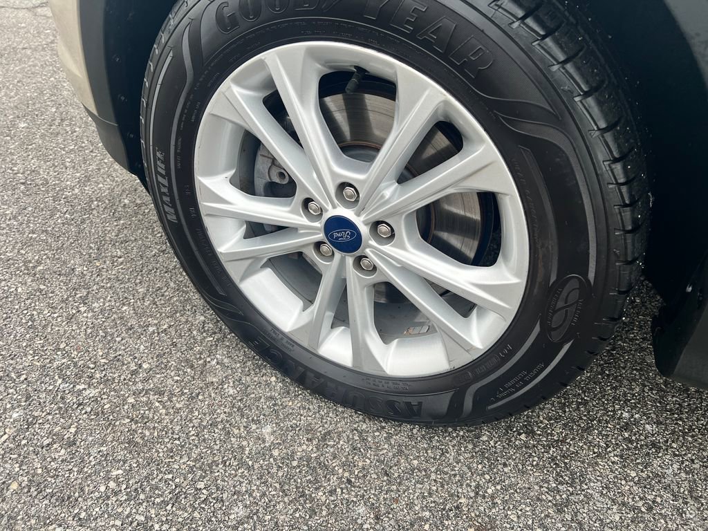 Used 2018 Ford Escape SE image 31