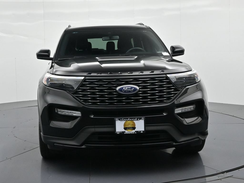 Used 2023 Ford Explorer ST-Line w/ Class IV Trailer Tow Package AWD/4WD image 3