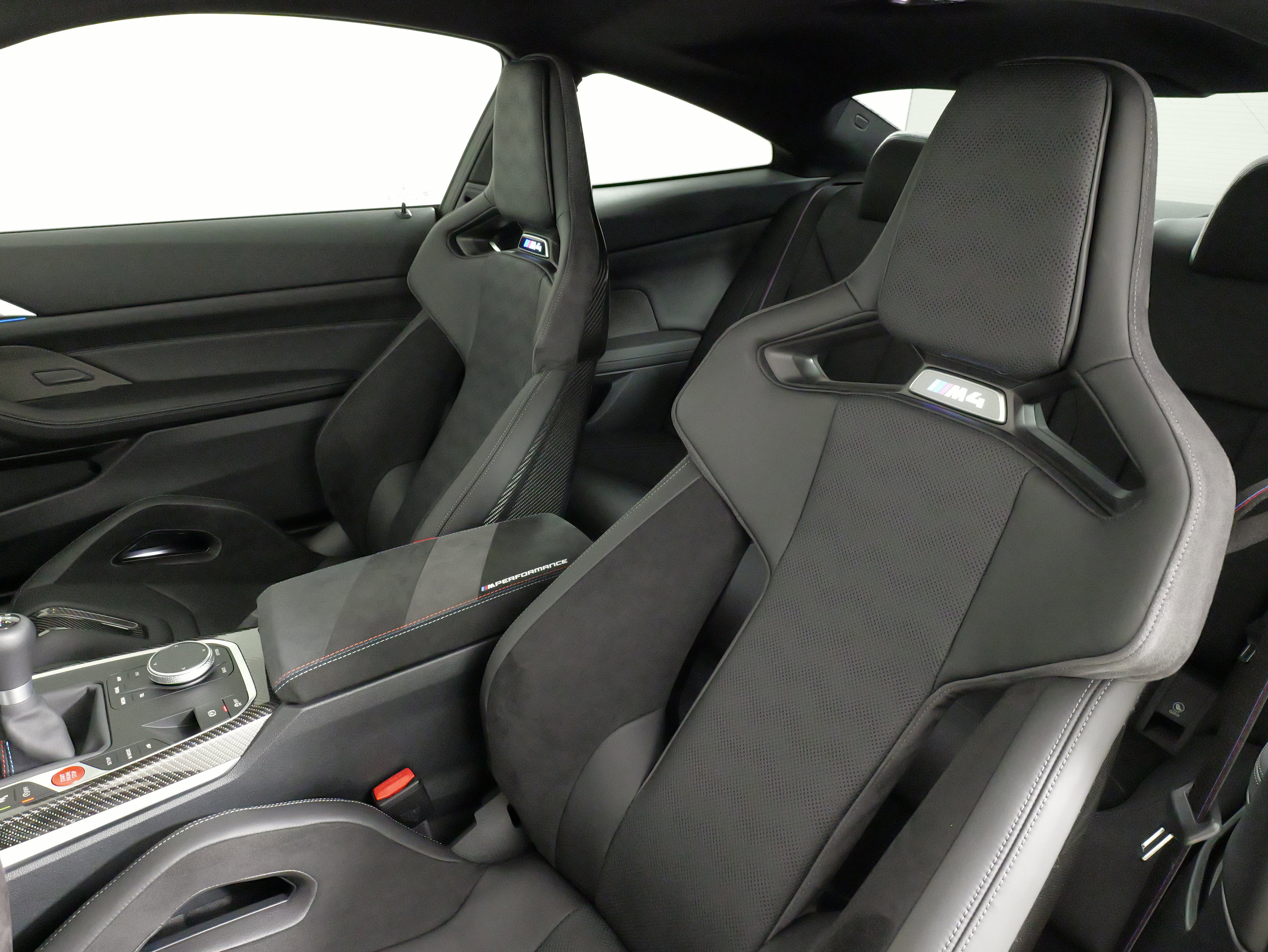 Used 2025 BMW M4 Coupe w/ M Carbon Exterior Package RWD image 39