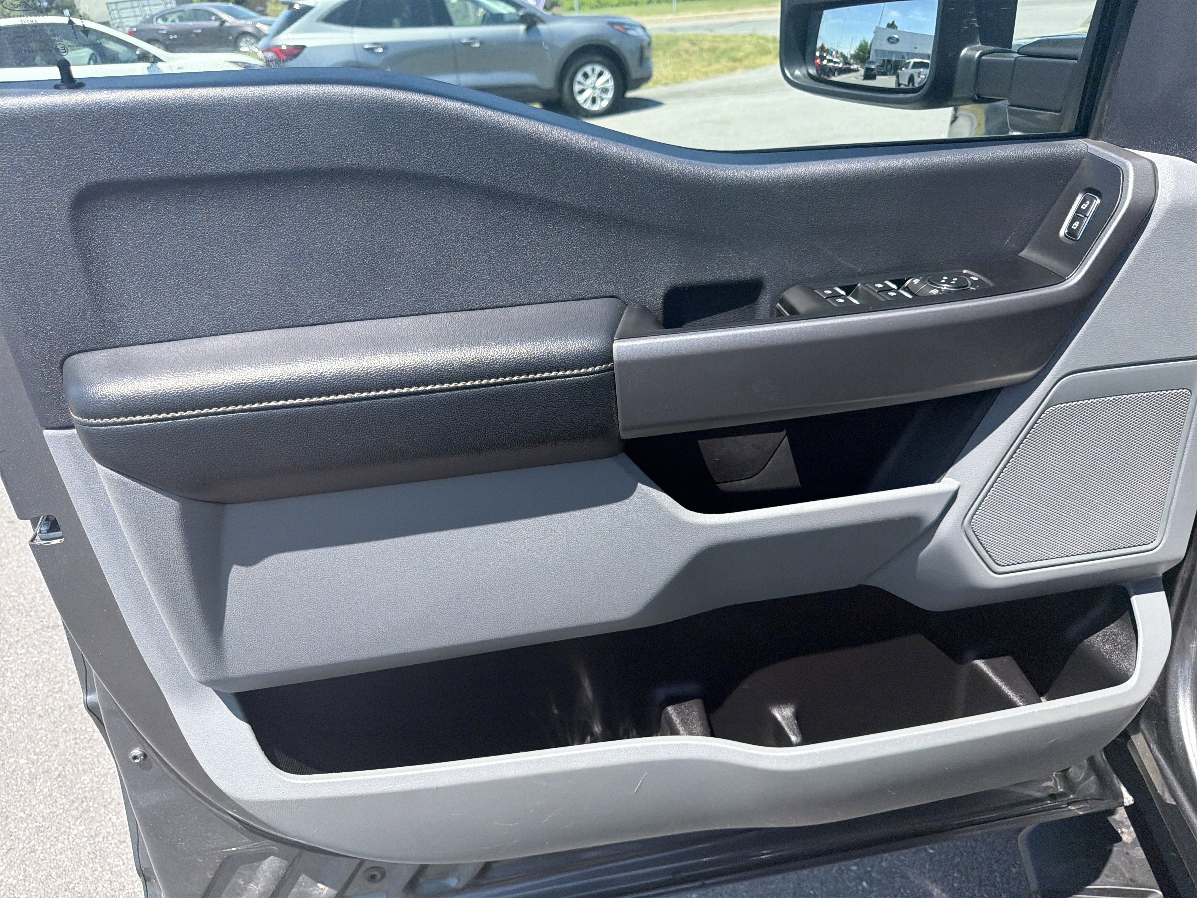 Used 2025 Ford F250 XLT AWD/4WD image 15