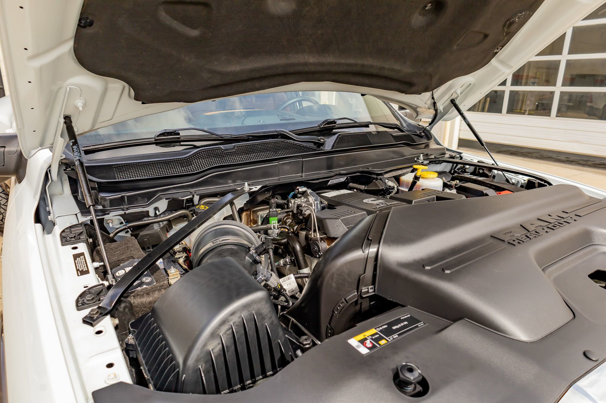 Used 2024 RAM 3500 Limited w/ Towing Technology Group image 41