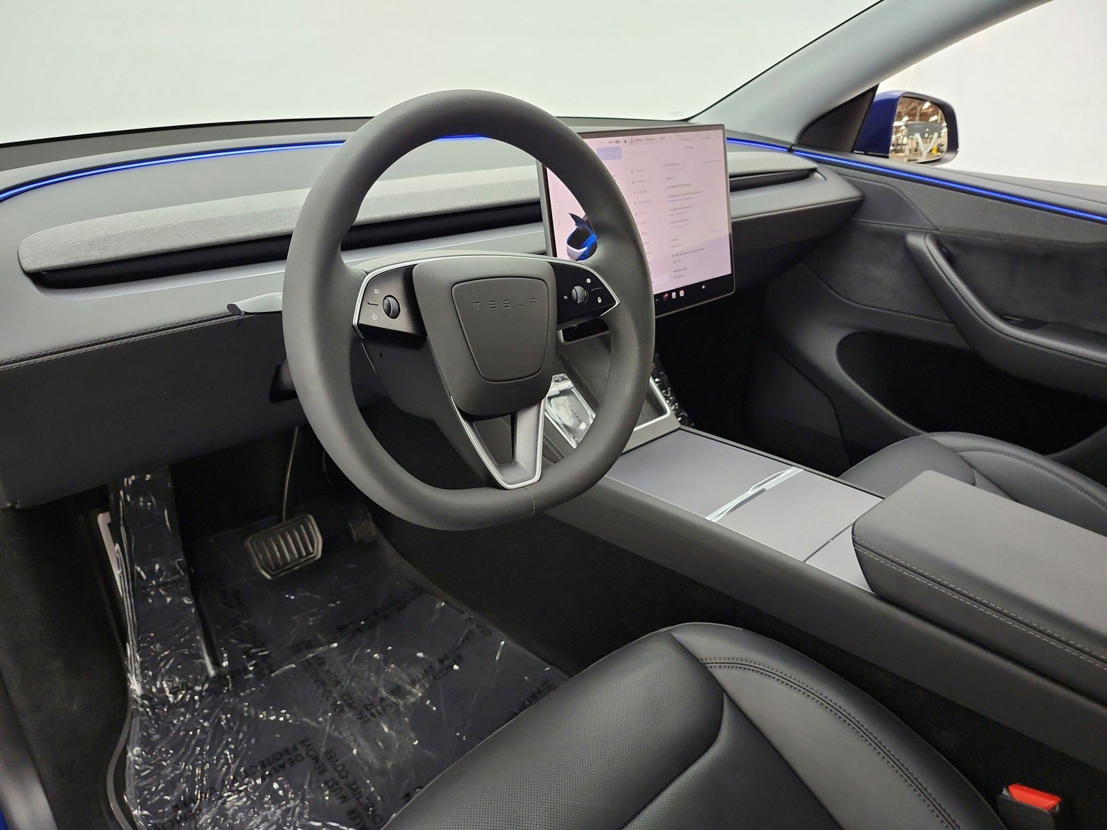 Used 2026 Tesla Model Y 2WD image 11