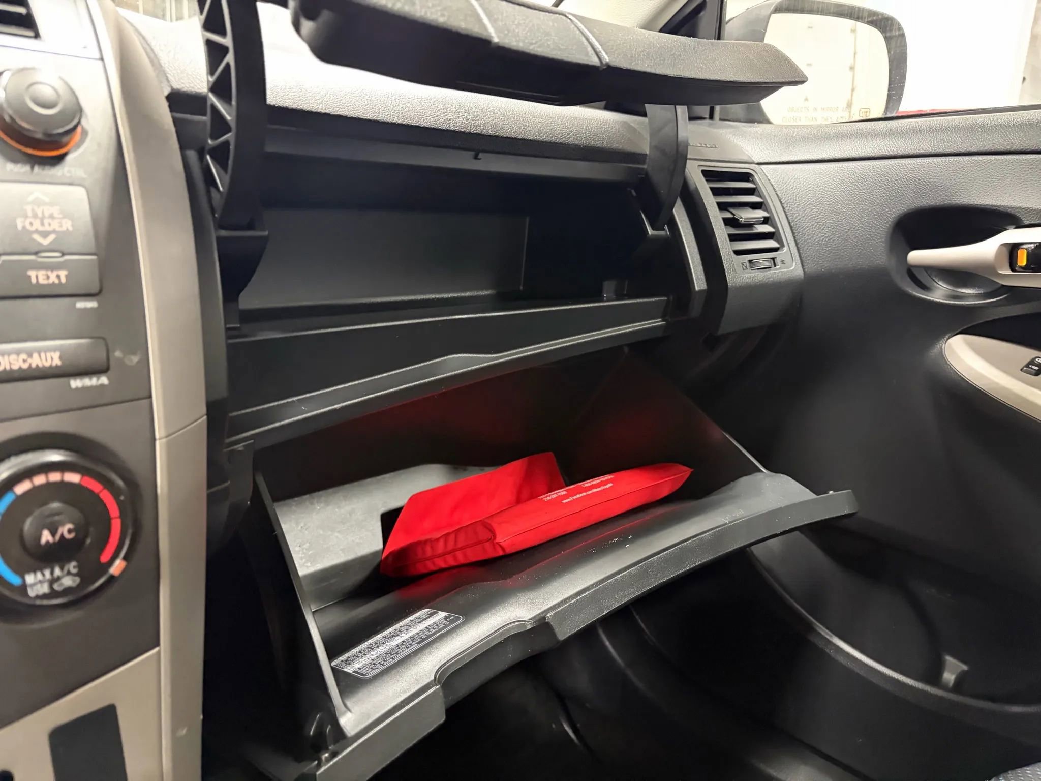 Used 2010 Toyota Corolla S FWD image 40