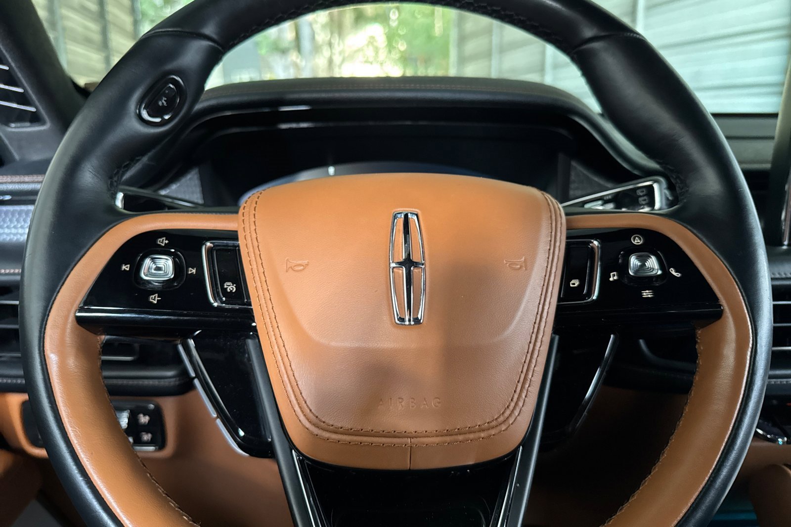 Used 2020 Lincoln Aviator Black Label Grand Touring w/ Class IV Trailer Tow Package image 23