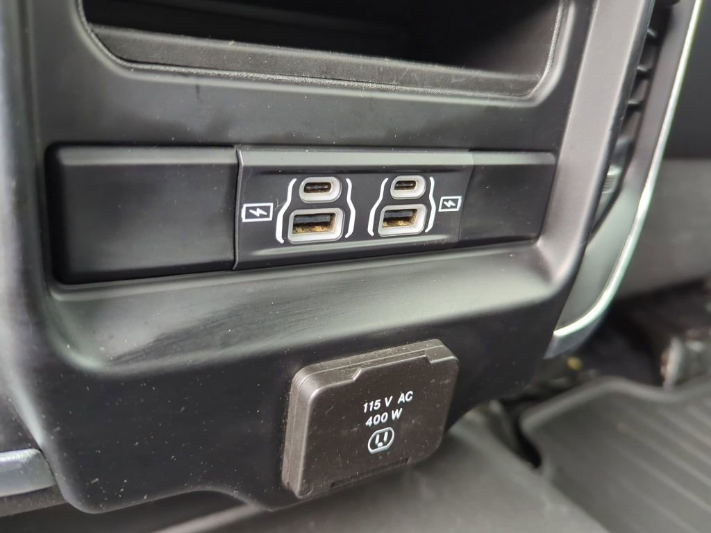 Used 2022 RAM 2500 Laramie w/ Night Edition image 47