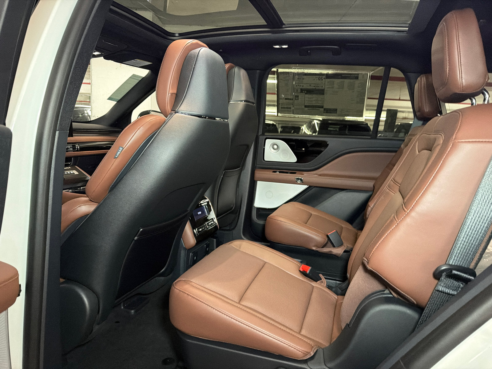 New 2027 Lincoln Aviator Reserve AWD/4WD image 22