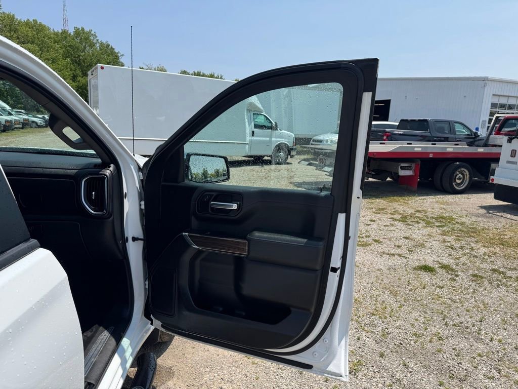 Used 2020 Chevrolet Silverado 1500 LT w/ Remote Start Package image 15