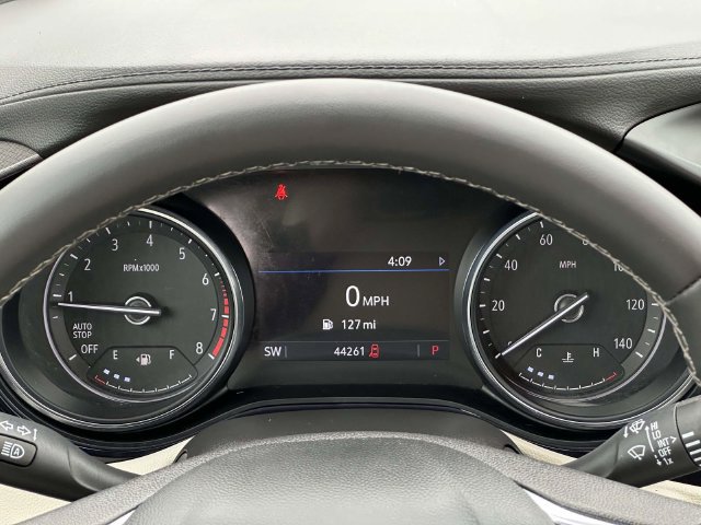 Used 2023 Buick Encore GX Select FWD image 25