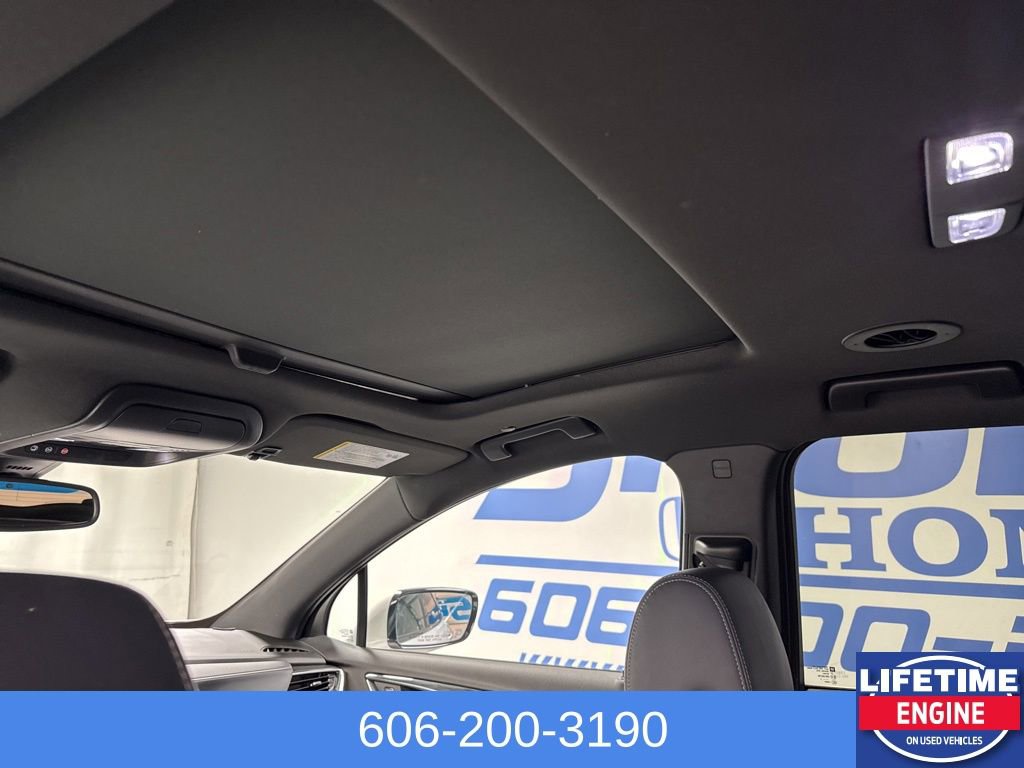 Used 2023 Buick Enclave Essence w/ Experience Buick Package image 17