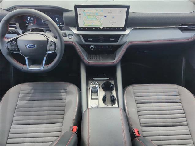 Used 2025 Ford Explorer ST-Line w/ Premium Package image 16