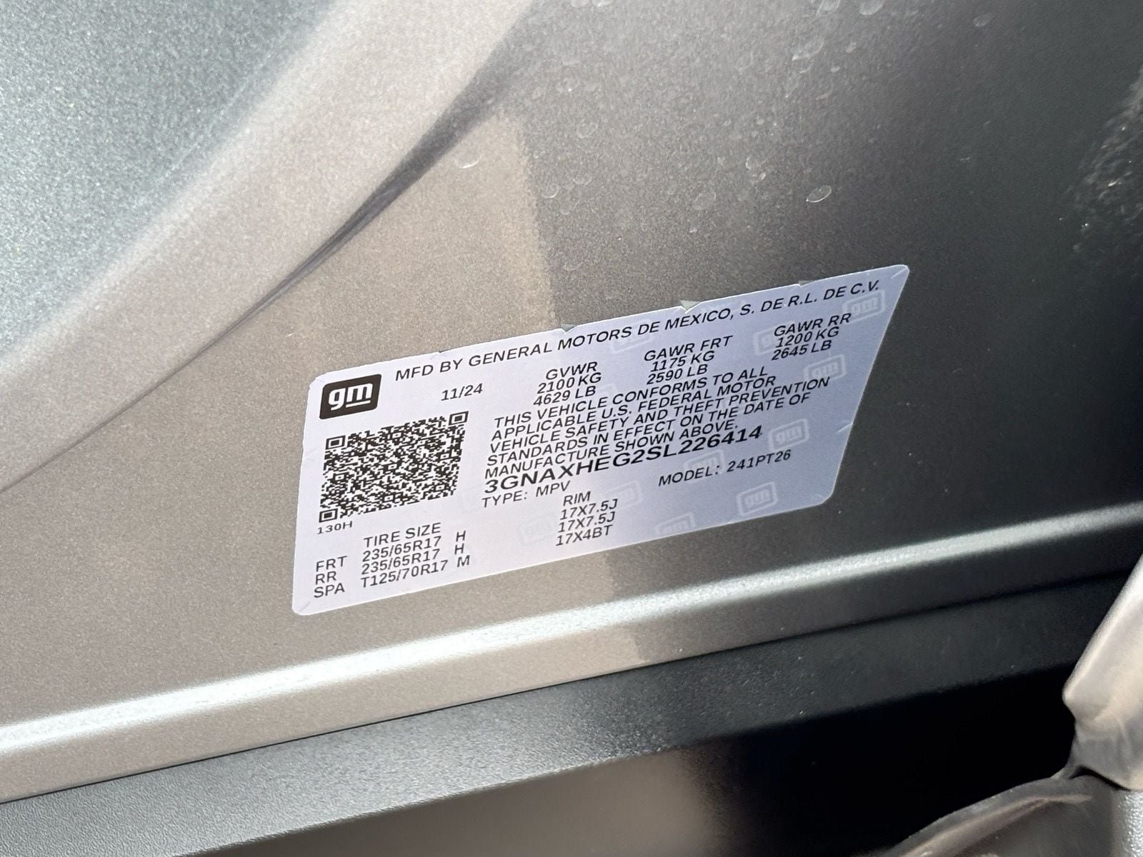 Used 2025 Chevrolet Equinox LT FWD image 29
