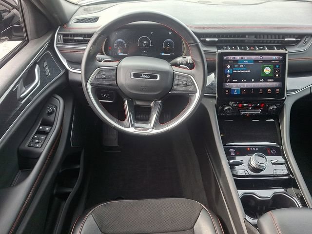 Used 2022 Jeep Grand Cherokee Trailhawk AWD/4WD image 11