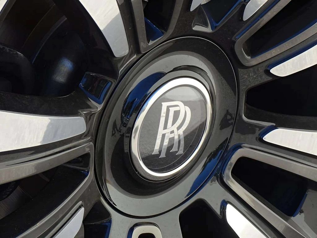 Certified 2024 Rolls-Royce Ghost AWD/4WD image 19