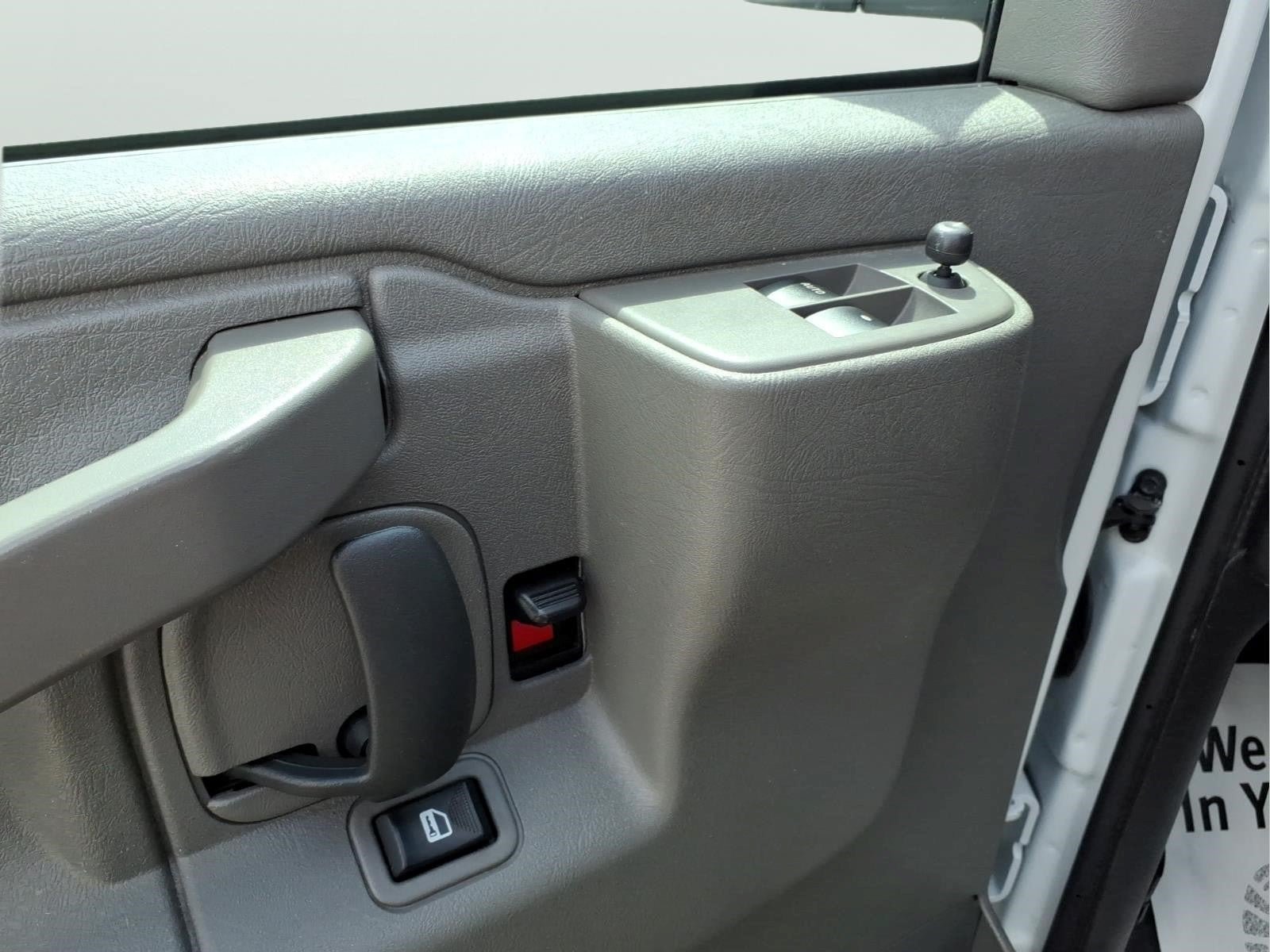 Used 2025 GMC Savana 2500 w/ Driver Convenience Package RWD image 11