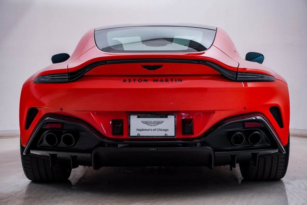 Used 2025 Aston Martin V8 Vantage Coupe image 7