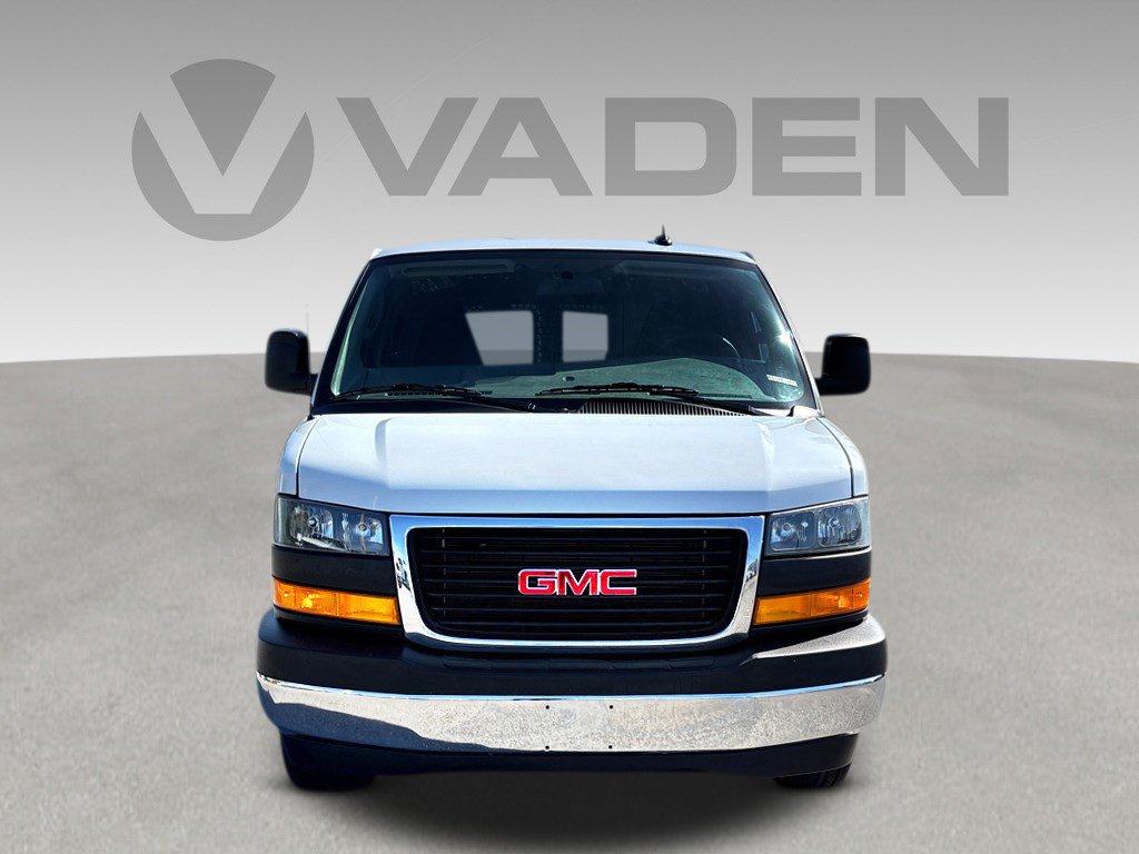 Used 2024 GMC Savana 2500 w/ Driver Convenience Package RWD image 2