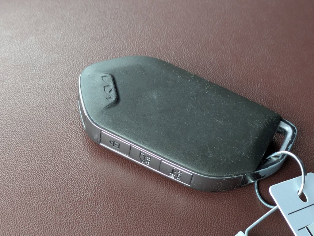 Used 2023 Kia Telluride EX image 31