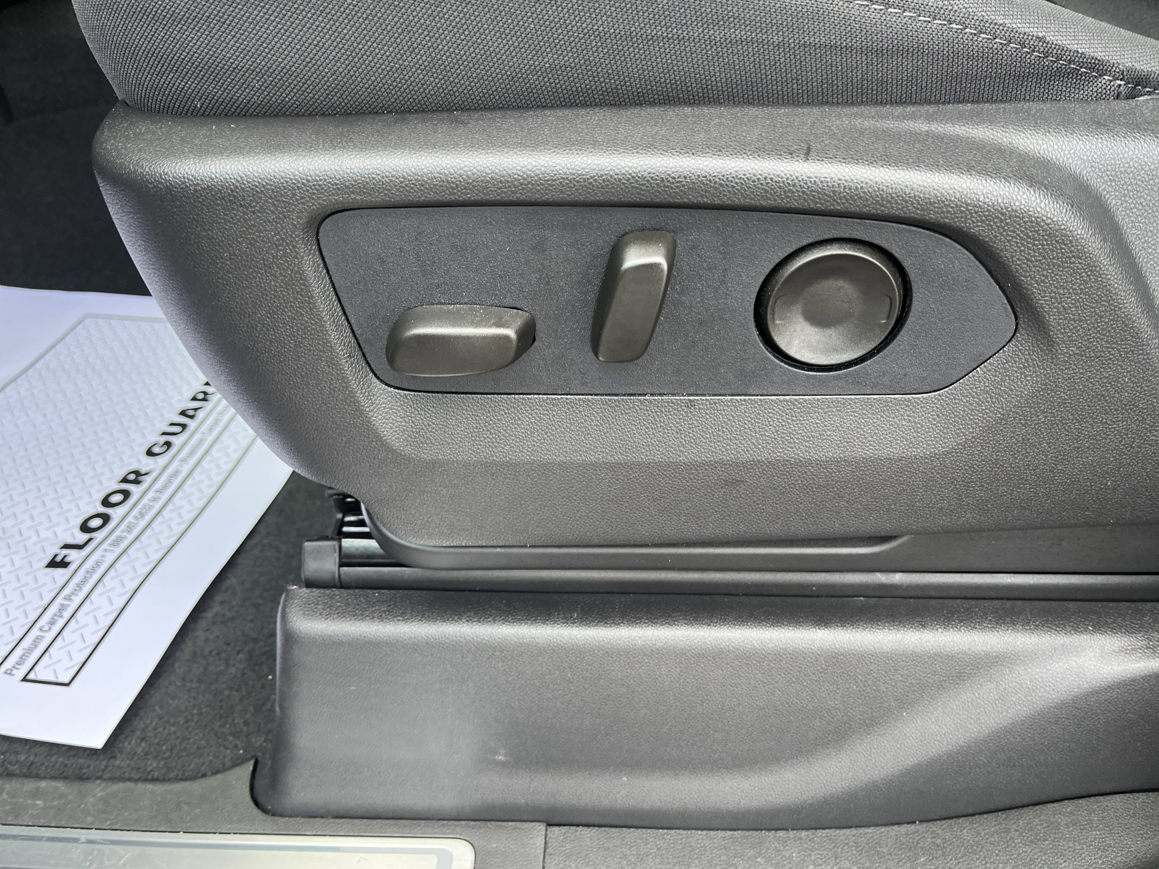 Used 2026 Chevrolet Silverado 1500 LT image 11