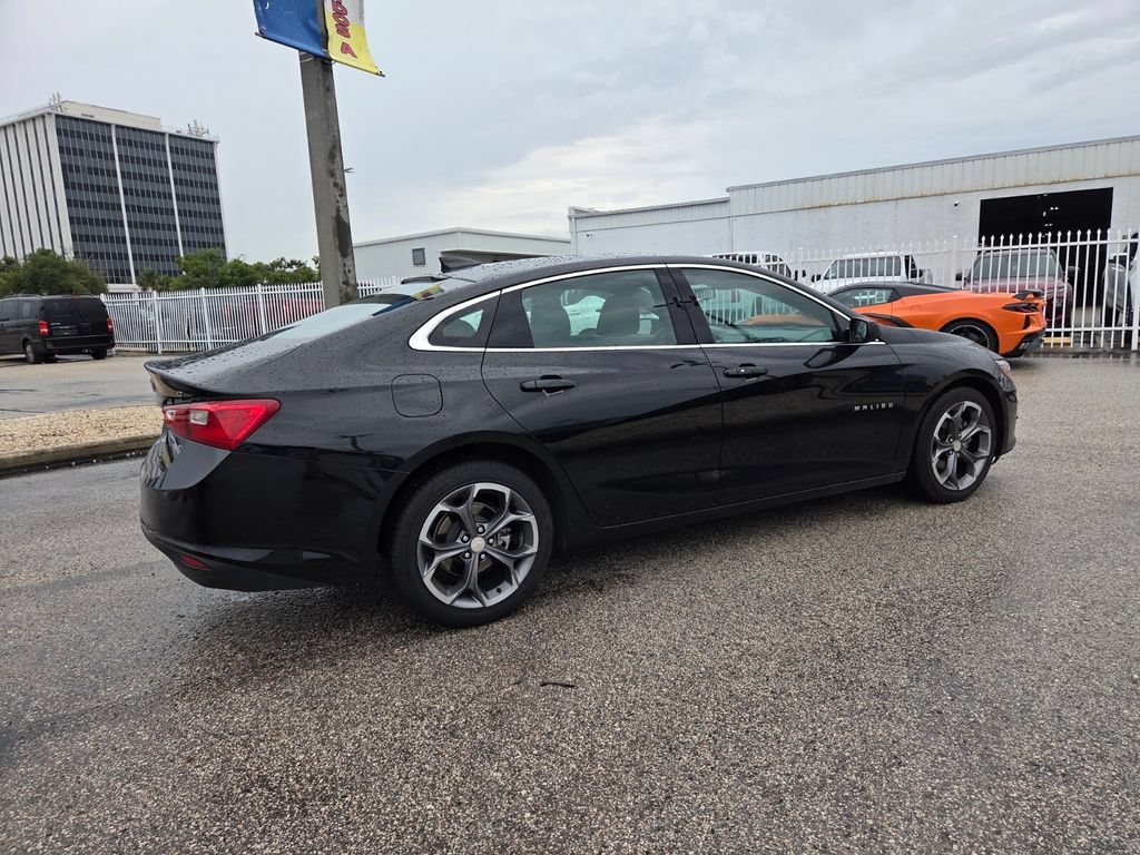 Used 2024 Chevrolet Malibu LT FWD image 14