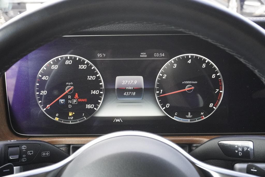 Used 2021 Mercedes-Benz G 550 image 16
