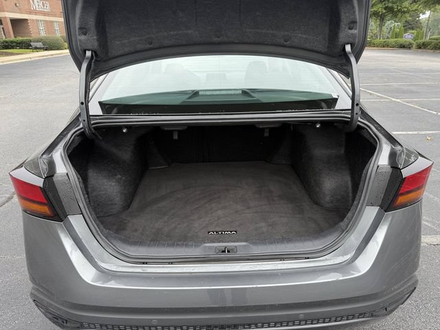 Used 2025 Nissan Altima 2.5 SV FWD image 35