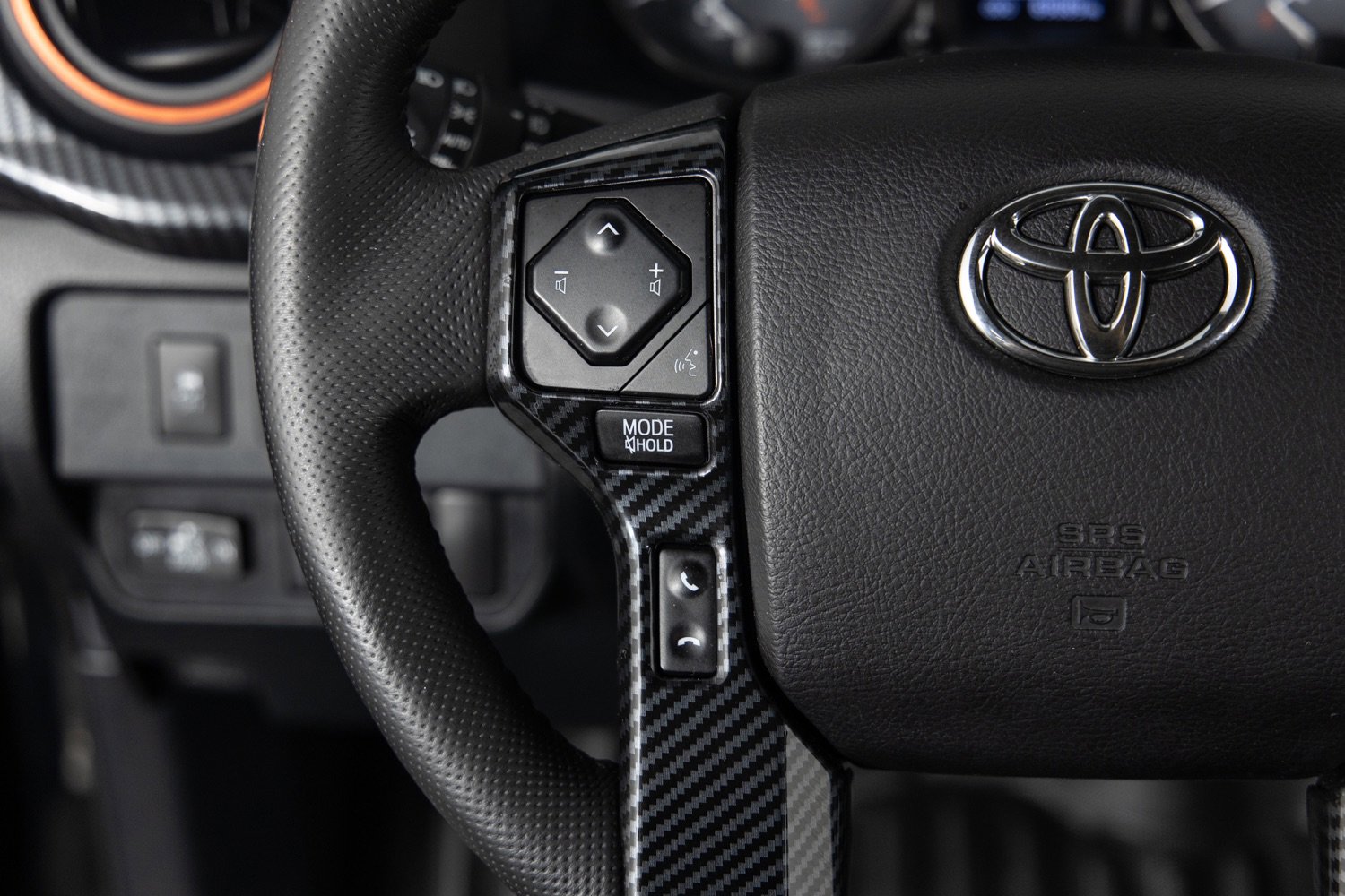 Used 2022 Toyota Tacoma TRD Sport w/ Technology Package image 30