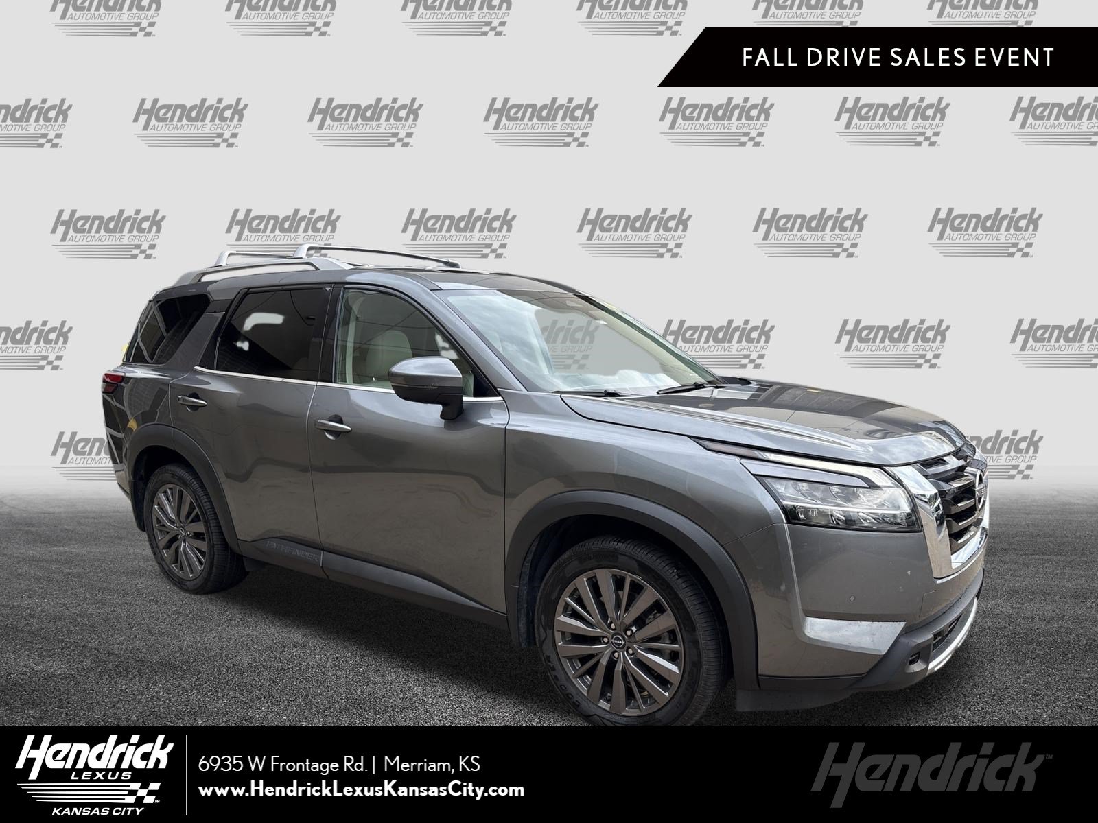 Used 2023 Nissan Pathfinder SL w/ SL Premium Package