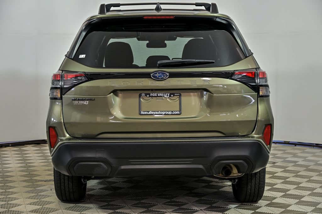 Used 2025 Subaru Forester Premium AWD/4WD image 7