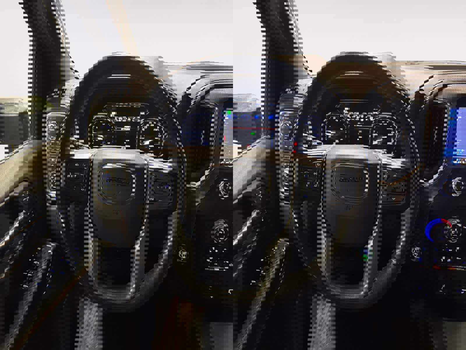 Used 2020 GMC Sierra 2500 Denali w/ Denali Ultimate Package image 13