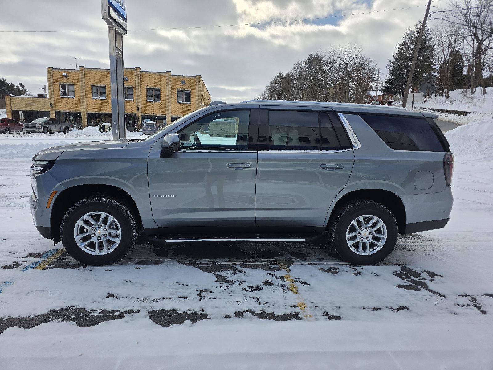 New 2026 Chevrolet Tahoe LT image 4
